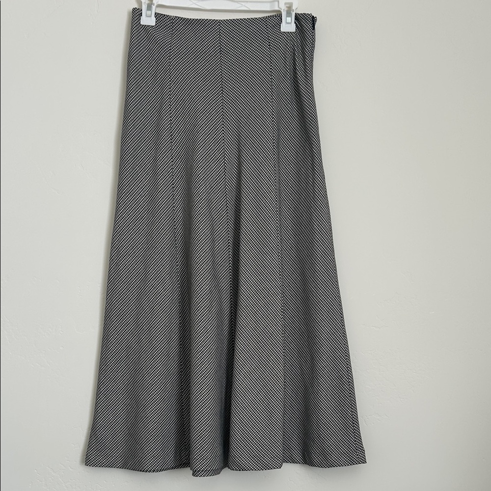 Zara Black and White A-Line Skirt
